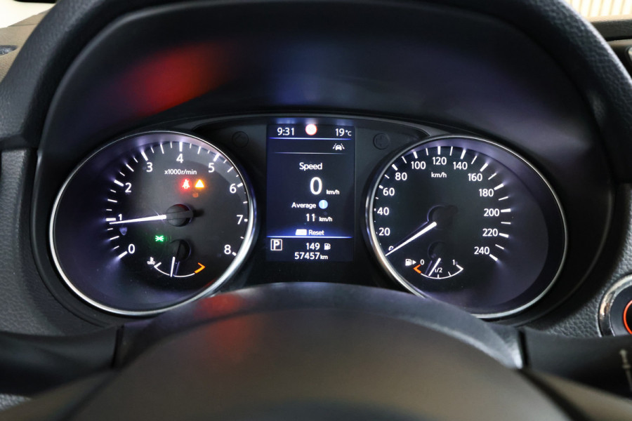 Nissan QASHQAI 1.3 DIG-T Premium Edition AVM NAVI CLIMA PANO CARPLAY 360CAMERA "21