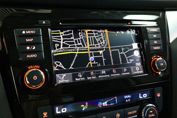Nissan QASHQAI 1.3 DIG-T Premium Edition AVM NAVI CLIMA PANO CARPLAY 360CAMERA "21