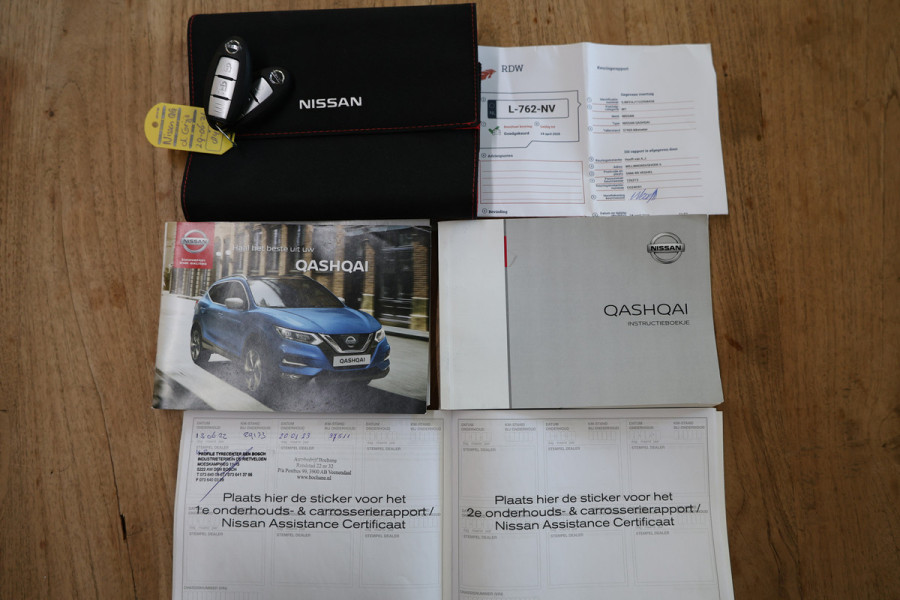 Nissan QASHQAI 1.3 DIG-T Premium Edition AVM NAVI CLIMA PANO CARPLAY 360CAMERA "21