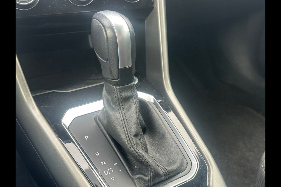 Volkswagen T-Roc 1.5 TSI Style DSG|ACC|PDC|CARPLAY|NAVI|
