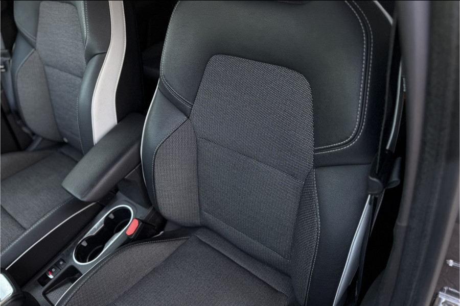 Renault Captur 1.3 TCe 140 Intens | Camera | Keyless | Clima | NAVI
