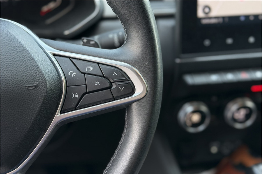 Renault Captur 1.3 TCe 140 Intens | Camera | Keyless | Clima | NAVI