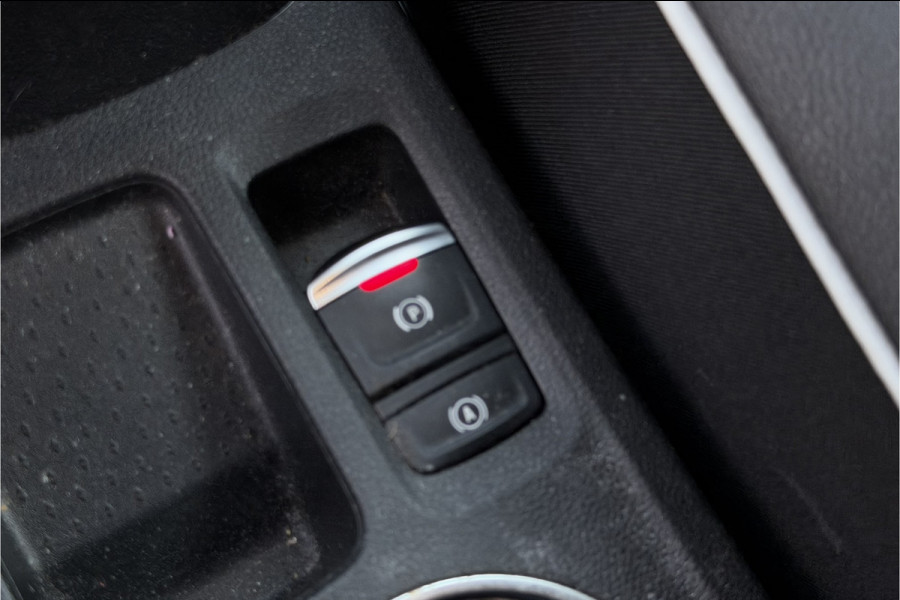 Renault Captur 1.3 TCe 140 Intens | Camera | Keyless | Clima | NAVI