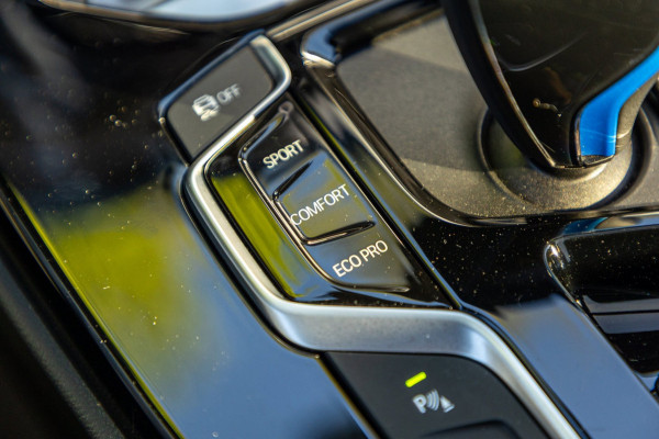 BMW iX3 High Executive 80 kWh I 98% I Pano I HUD I H&K I ACC I BTW I