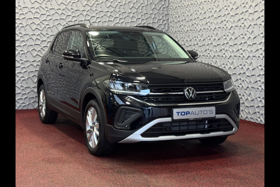 Volkswagen T-Cross ✅ NIEUWE AUTO✅TSI 17''LMV DODE HOEK TREKHAAK CAMERA VIR.COCKPIT STOELVERW. ADAP.CRUISE LMV CARPLAY 2025 ✅Top Auto's Wijchen , 30 Jaar Specialist in Volkswagen  : Alle Type's : R-Line Edition / Style / First Edition / Highline / Life , Zowel PHEV / HEV / MHEV / Benzine ✅