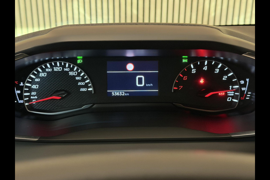 Peugeot 208 1.2 PureTech 100PK Allure Pack | Carplay | Camera | Stoelverw. | Keyless | Incl. garantie