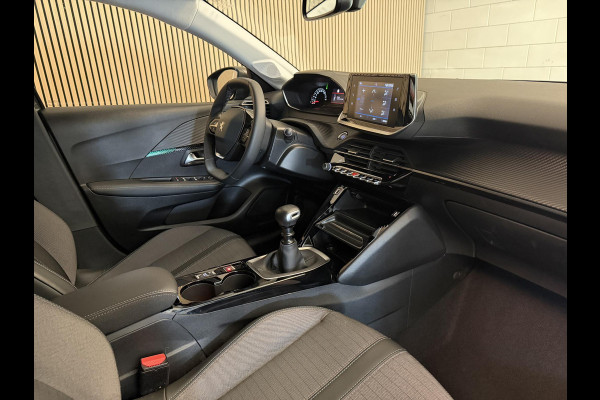 Peugeot 208 1.2 PureTech 100PK Allure Pack | Carplay | Camera | Stoelverw. | Keyless | Incl. garantie