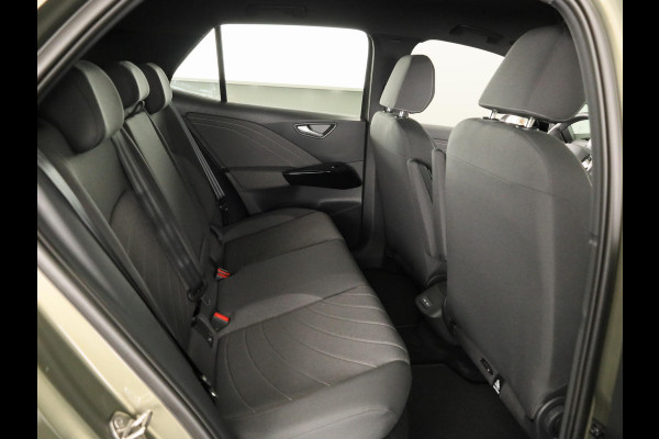 Volkswagen ID.3 Pro Limited Edition 58 kWh 204 PK | 20 Inch| Stoelverwarming | Achteruitrijcamera | Navigatie