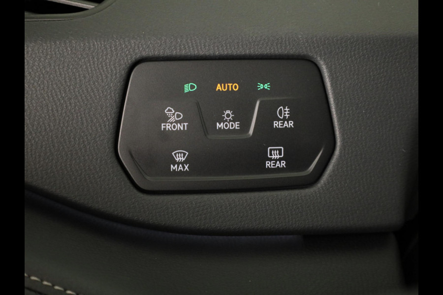 Volkswagen ID.3 Pro Limited Edition 58 kWh 204 PK | 20 Inch| Stoelverwarming | Achteruitrijcamera | Navigatie