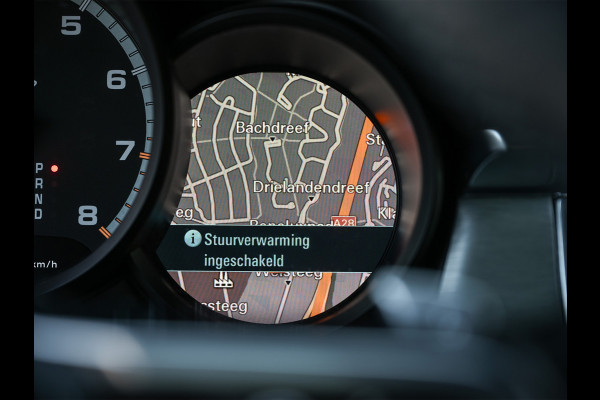 Porsche Macan 3.6 Turbo Performance Package 441pk | Sport Chrono | Panorama dak | Trekhaak | Bose Sound | Privacy glass | Adaptive cruise control | Stoel ventilatie