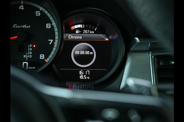 Porsche Macan 3.6 Turbo Performance Package 441pk | Sport Chrono | Panorama dak | Trekhaak | Bose Sound | Privacy glass | Adaptive cruise control | Stoel ventilatie