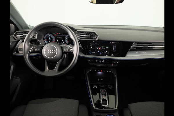 Audi A3 Limousine 35 TFSI Advanced edition 150pk | Navigatie | Parkeersensoren voor en achter | Apple carplay-/ Android auto | Led koplampen |