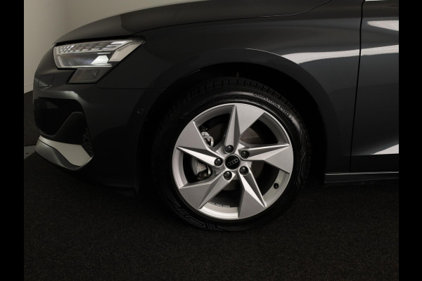 Audi A3 Limousine 35 TFSI Advanced edition 150pk | Navigatie | Parkeersensoren voor en achter | Apple carplay-/ Android auto | Led koplampen |