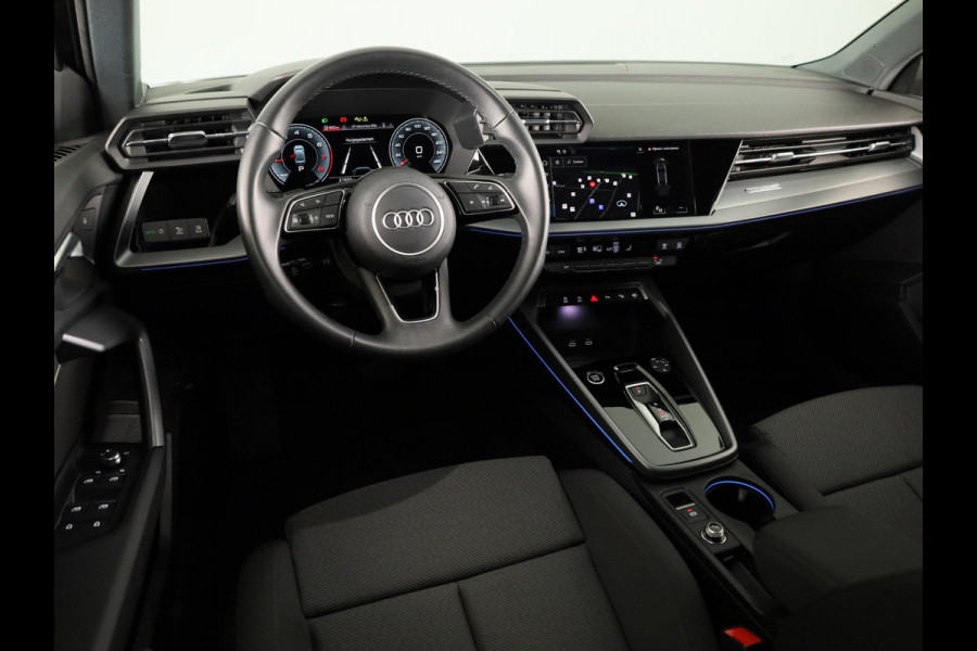 Audi A3 Limousine 35 TFSI Advanced edition 150pk | Navigatie | Parkeersensoren voor en achter | Apple carplay-/ Android auto | Led koplampen |