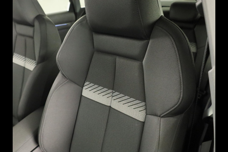 Audi A3 Limousine 35 TFSI Advanced edition 150pk | Navigatie | Parkeersensoren voor en achter | Apple carplay-/ Android auto | Led koplampen |