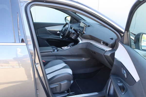 Peugeot 3008 1.6 Plug in Hybrid 225PK GT- Line Camera/Elektr-achterklep/Cruise-control