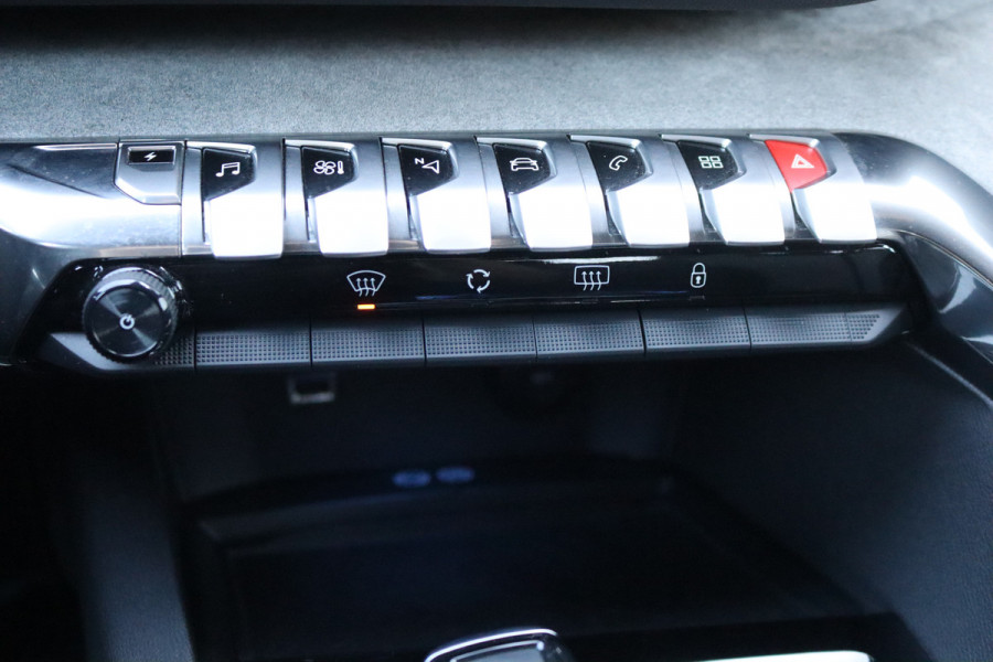 Peugeot 3008 1.6 Plug in Hybrid 225PK GT- Line Camera/Elektr-achterklep/Cruise-control