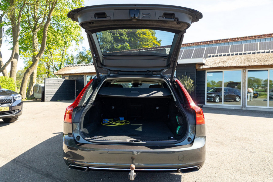 Volvo V90 2.0 T8 AWD Inscription I 91% I Btw I Luxe Leder I Trekhaak I Phine grey I