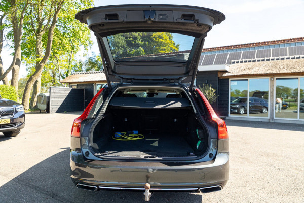 Volvo V90 2.0 T8 AWD Inscription I 91% I Btw I Luxe Leder I Trekhaak I Phine grey I