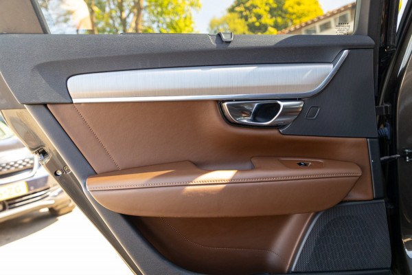 Volvo V90 2.0 T8 AWD Inscription I 91% I Btw I Luxe Leder I Trekhaak I Phine grey I