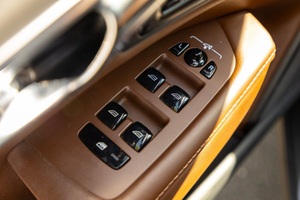 Volvo V90 2.0 T8 AWD Inscription I 91% I Btw I Luxe Leder I Trekhaak I Phine grey I