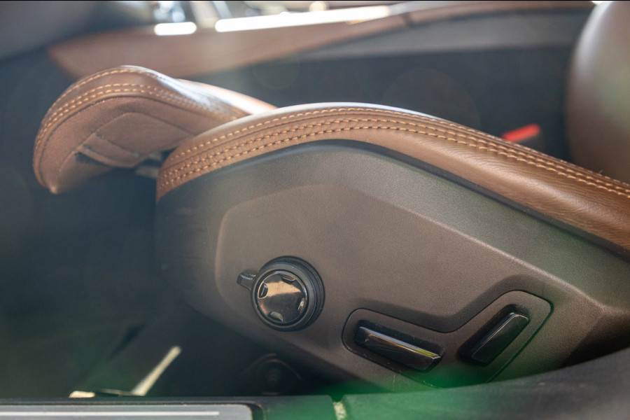 Volvo V90 2.0 T8 AWD Inscription I 91% I Btw I Luxe Leder I Trekhaak I Phine grey I