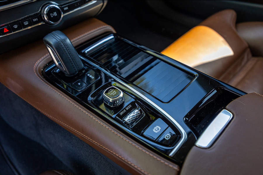 Volvo V90 2.0 T8 AWD Inscription I 91% I Btw I Luxe Leder I Trekhaak I Phine grey I