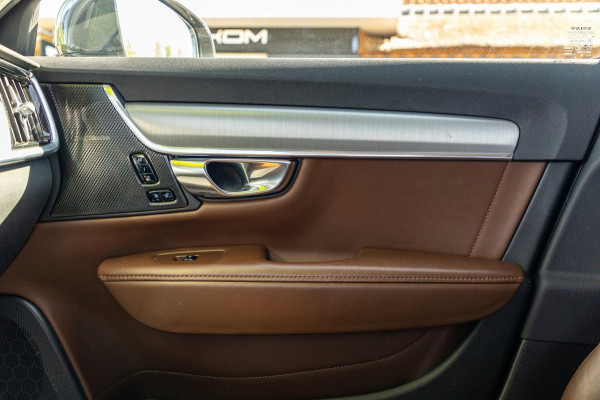 Volvo V90 2.0 T8 AWD Inscription I 91% I Btw I Luxe Leder I Trekhaak I Phine grey I