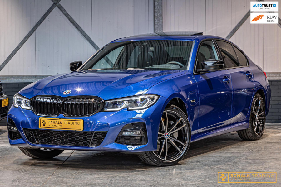 BMW 3 Serie 330E xDrive|Pano|M-Sport|TrekH|E-stoel|Garantie|HUD|1eig