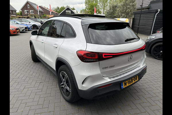 Mercedes-Benz EQA 250 Business Solution AMG 67 kWh | Panoramadak | Sfeerverlichting | Apple Carplay |