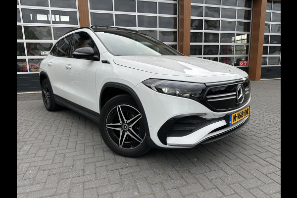 Mercedes-Benz EQA 250 Business Solution AMG 67 kWh | Panoramadak | Sfeerverlichting | Apple Carplay |