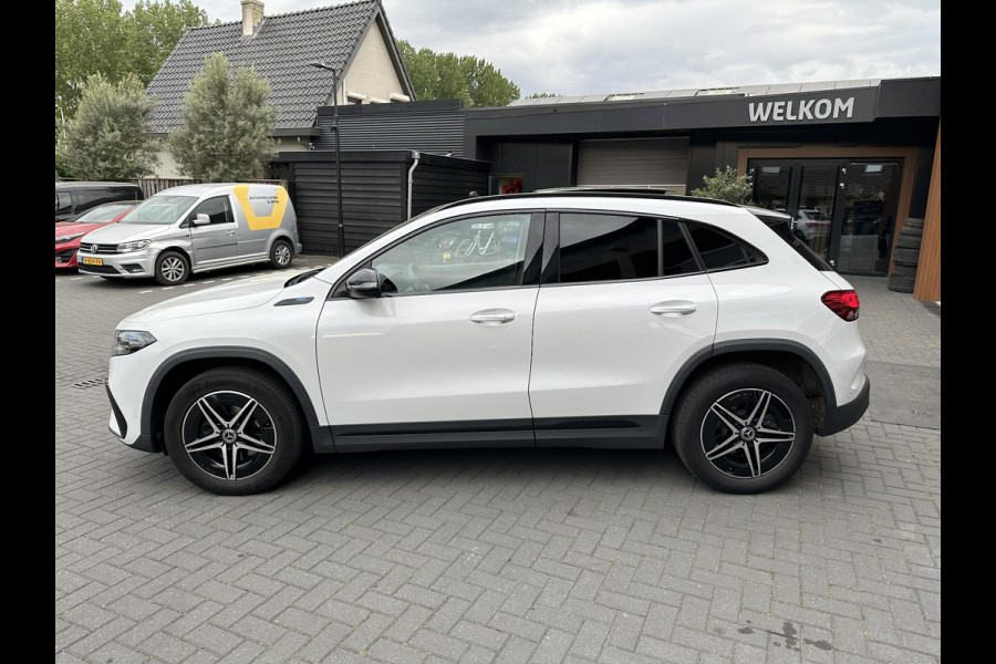 Mercedes-Benz EQA 250 Business Solution AMG 67 kWh | Panoramadak | Sfeerverlichting | Apple Carplay |
