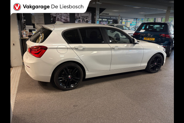 BMW 1-serie 118i Corporate Lease Executive/navi/clima/pdc/onderhoud