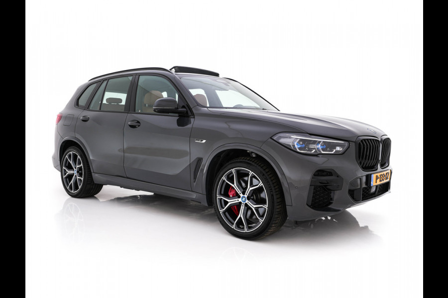 BMW X5 xDrive45e M-Sportpack High Executive (Plug-In) (INCL-BTW) Aut. *PANO | LEATHER |  HEAD-UP | LASERLIGHT | ADAPTIVE-CRUISE | TOPVIEW | BLINDSPOT | MEMORY-PACK | MASSAGE | HIFI-SOUND | HEATED-SPORTSEATS | NAVI-FULLMAP | DIGI-COCKPIT | 22''AL