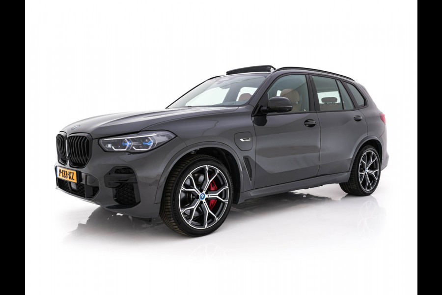 BMW X5 xDrive45e M-Sportpack High Executive (Plug-In) (INCL-BTW) Aut. *PANO | LEATHER |  HEAD-UP | LASERLIGHT | ADAPTIVE-CRUISE | TOPVIEW | BLINDSPOT | MEMORY-PACK | MASSAGE | HIFI-SOUND | HEATED-SPORTSEATS | NAVI-FULLMAP | DIGI-COCKPIT | 22''AL