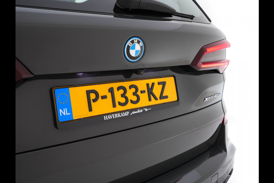 BMW X5 xDrive45e M-Sportpack High Executive (Plug-In) (INCL-BTW) Aut. *PANO | LEATHER |  HEAD-UP | LASERLIGHT | ADAPTIVE-CRUISE | TOPVIEW | BLINDSPOT | MEMORY-PACK | MASSAGE | HIFI-SOUND | HEATED-SPORTSEATS | NAVI-FULLMAP | DIGI-COCKPIT | 22''AL
