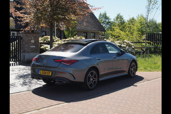 Mercedes-Benz CLA-Klasse 250 e Business Solution AMG Limited | Panoramadak | Camera | Sfeerverlichting | Apple Carplay |