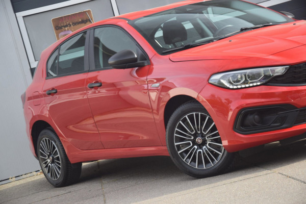 Fiat Tipo 1.5 Hybrid Street + TREKHAAK/APPLE CARPLAY/CRUISE CONTROL