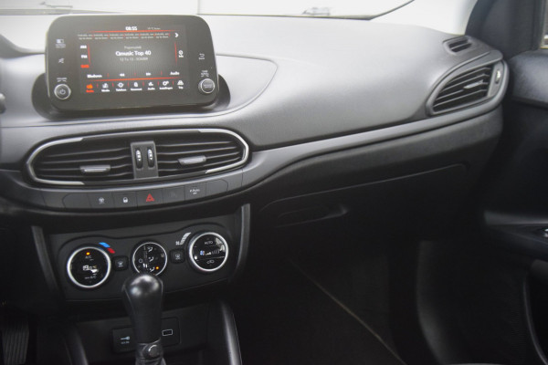 Fiat Tipo 1.5 Hybrid Street + TREKHAAK/APPLE CARPLAY/CRUISE CONTROL