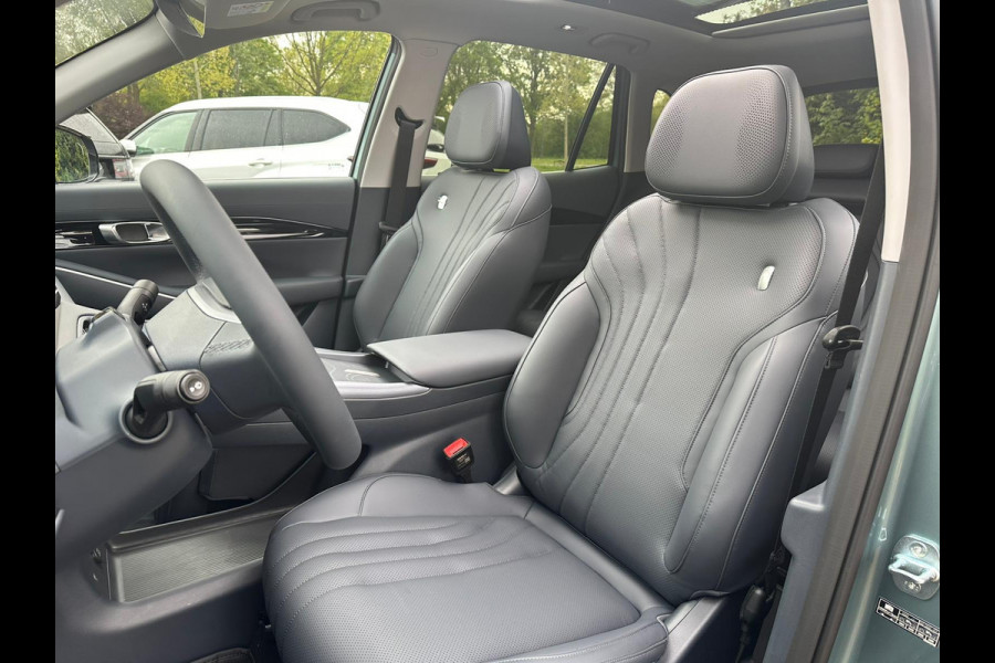 GEELY E5 Max+ 68 kWh 218 PK | Panoramadak | Memoryseats | Flyme Audio | Stoelen voor & achter verwarmbaar | Warmtepomp | 360 Camera
