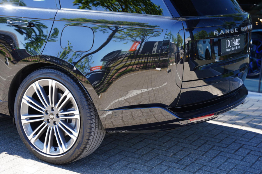 Land Rover Range Rover P 440 SE Zwart Leder / 23 Inch / Panoramadak