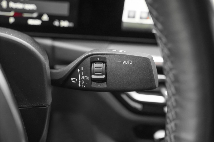 BMW i4 eDrive40 M-Sport Pro Driving Assist Pro H/K HUD