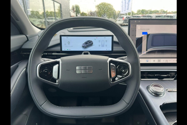 GEELY E5 Max+ 68 kWh 218 PK | Panoramadak | Memoryseats | Flyme Audio | Stoelen voor & achter verwarmbaar | Warmtepomp | 360 Camera