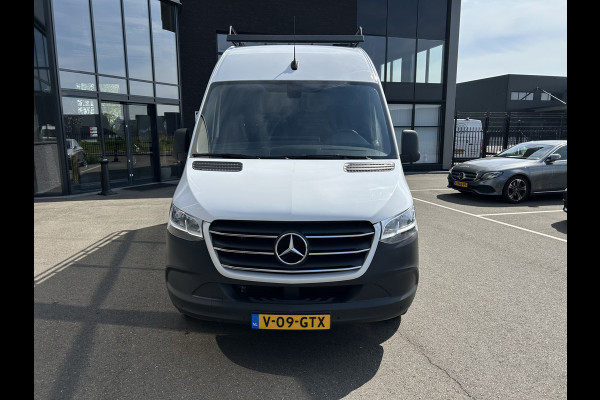 Mercedes-Benz Sprinter 317 CDI L2 H2 MBUX / Imperiaal / Trekhaak / Camera / Parkeersensoren / Navigatie / Cruise control / Airco / 270 Graden achterdeu