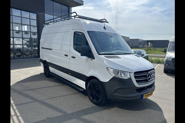 Mercedes-Benz Sprinter 317 CDI L2 H2 MBUX / Imperiaal / Trekhaak / Camera / Parkeersensoren / Navigatie / Cruise control / Airco / 270 Graden achterdeu