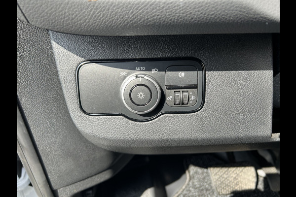 Mercedes-Benz Sprinter 317 CDI L2 H2 MBUX / Imperiaal / Trekhaak / Camera / Parkeersensoren / Navigatie / Cruise control / Airco / 270 Graden achterdeu