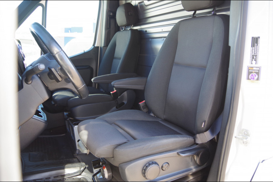 Mercedes-Benz Sprinter 317 1.9 CDI L1H1 AUT. LED, ADAPT. CRUISE, MBUX 10'', GEV. STOEL, CAMERA, NAVI, CLIMA, VOORRUITVERWARMING