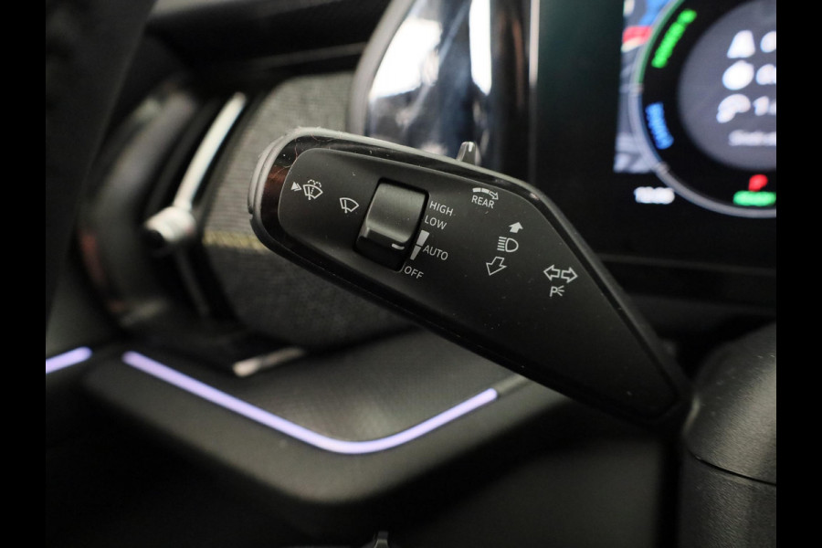 Škoda Kodiaq 1.5 TSI PHEV Business Edition 204pk | Navigatie | Panoramadak | Elektrisch verstelbare voorstoelen met geheugen | Akoestisch pakket | Winterpakket