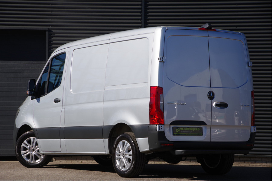Mercedes-Benz Sprinter 317 1.9 CDI L1H1 AUT. LED, ADAPT. CRUISE, MBUX 10'', GEV. STOEL, CAMERA, NAVI, CLIMA, VOORRUITVERWARMING