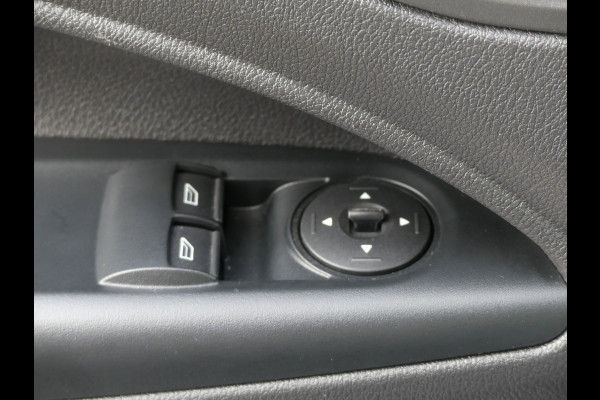 Ford Transit Connect 1.5 TDCI Airco/PDC/Trekhaak/Cruise control